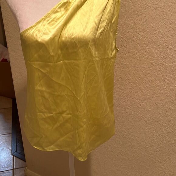 Generation Love Women's M Sabrina One Shoulder Blouse Lime Yellow Satin New - Picture 1 of 11